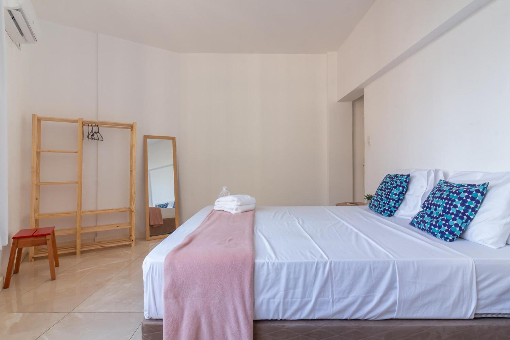 Apartamento Pineapples Sf704 - Pet Friendly Com 4 Quartos E Até 8 Pessoas Em Copacabana *